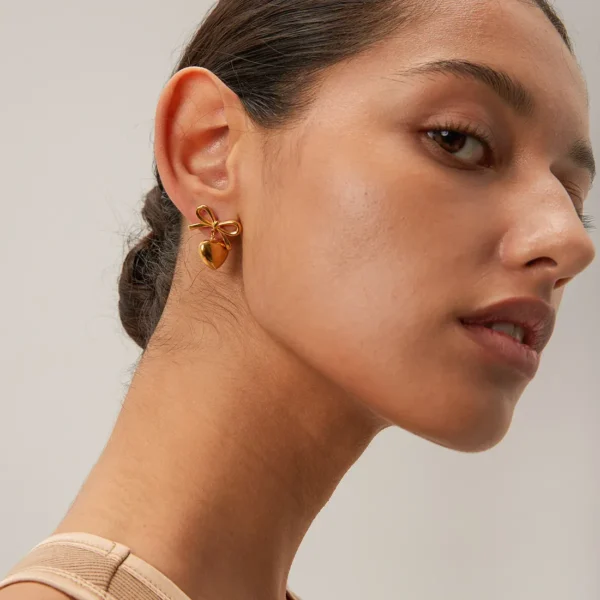 HEART N’BOW STUDS - Image 2