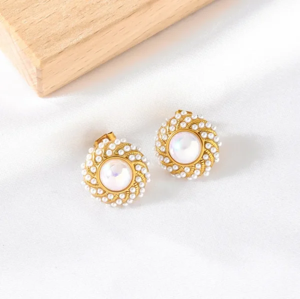 ROUND & PEARL GOLD EARRING