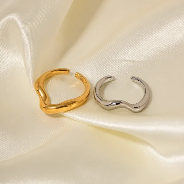 WAVE STYLE SILVER RING - Image 4
