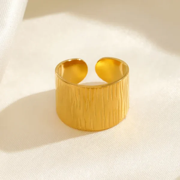 AMON GOLD RING - Image 2