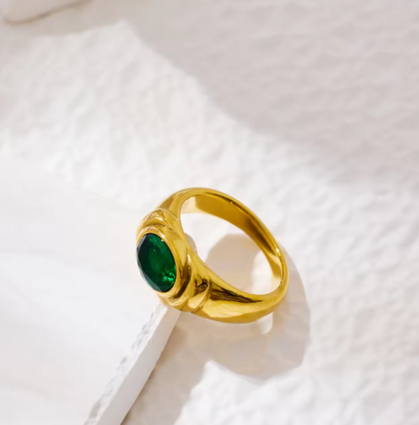 DEEP GREEN ZIRCON RING - Image 3