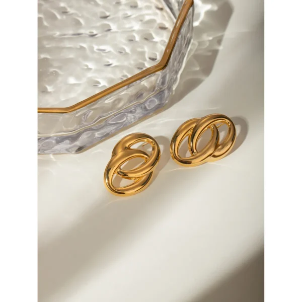 O-TYPE GOLD EARRING - Image 8