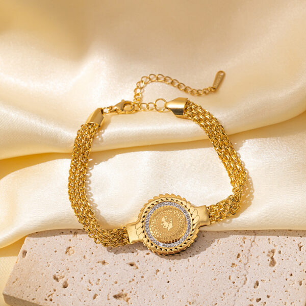 PORTRAIT GOLD BRACELET