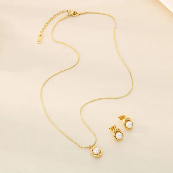 SAYLOR PEARL GOLD SET - Image 2