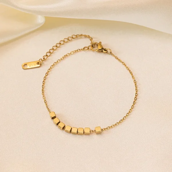 BEADED GOLD BRACELET